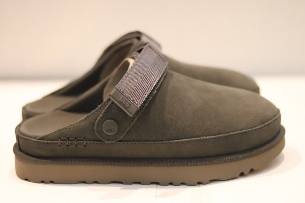UGG Goldenstar Clog Sz 7.5